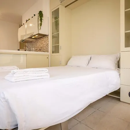 Apartment Large And Bright In The Heart Of Bologna