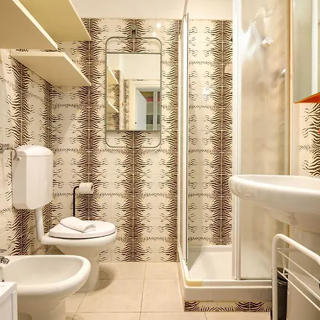 Apartment Large And Bright In The Heart Of Bologna